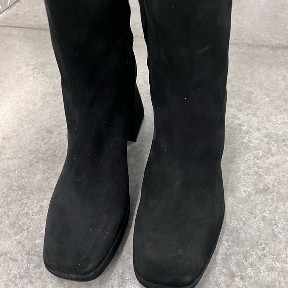 Dolce Vita Ulyses Block Heel Suede Boot - Picture 12 of 14